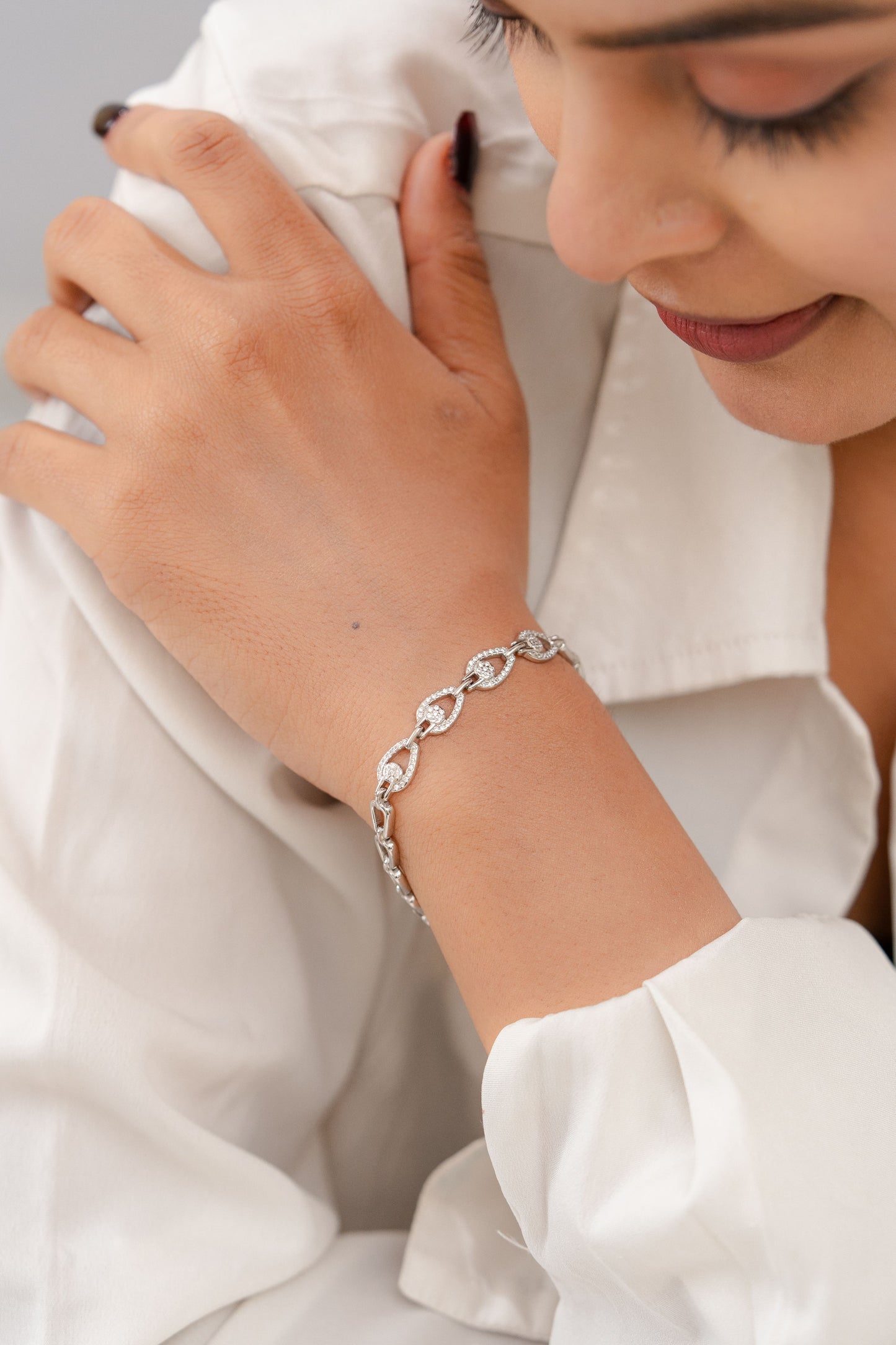 925 Sterling Silver Bracelet for Women American Diamond CZ Link Chain Adjustable Gift