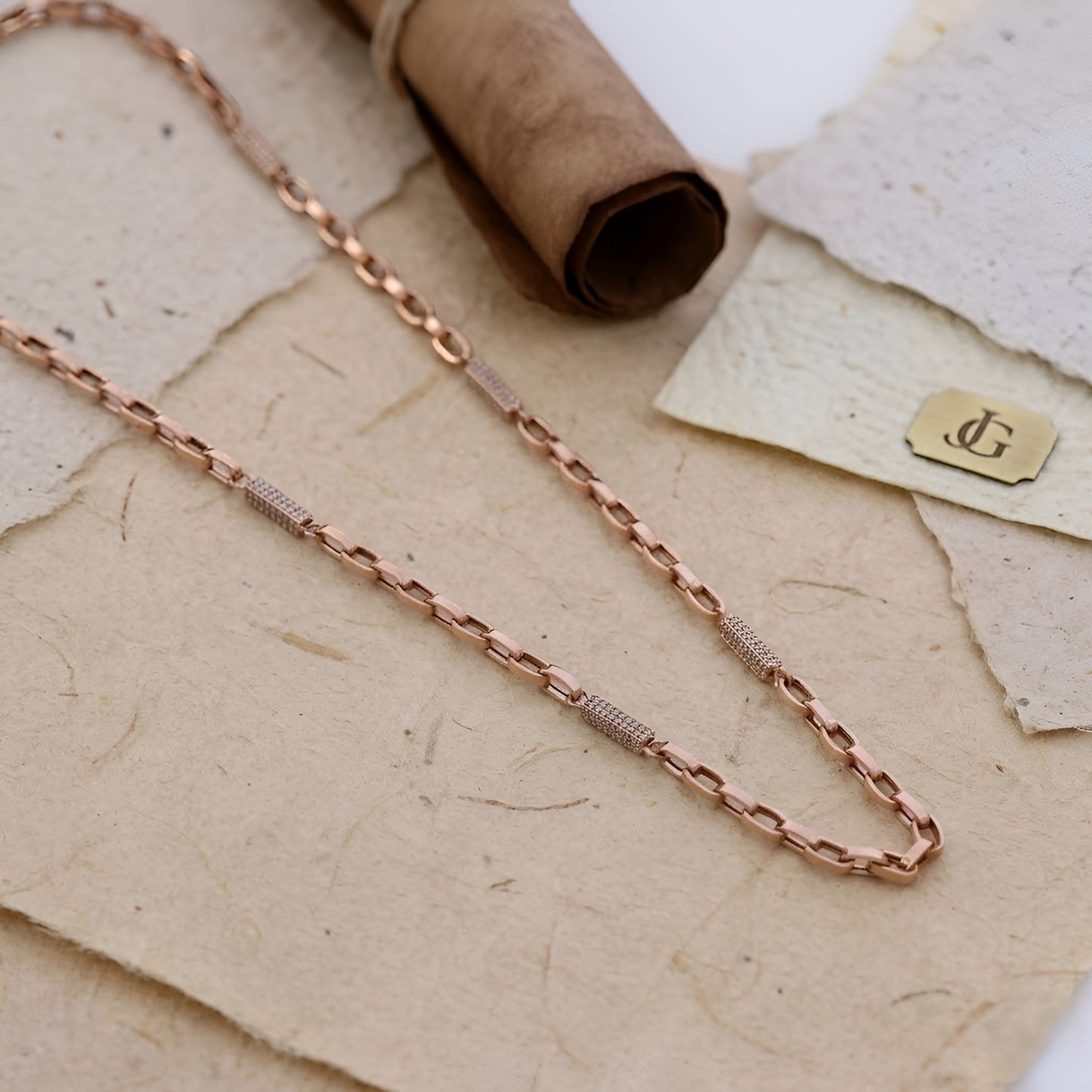 18KT Rose Gold Men Chain with American Diamonds – Elegant Design