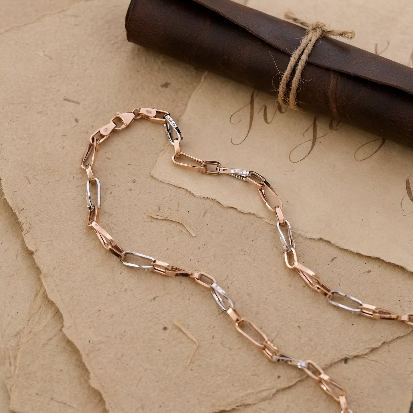 Elegant 18K Rose Gold Chain Necklace – Modern Link Design