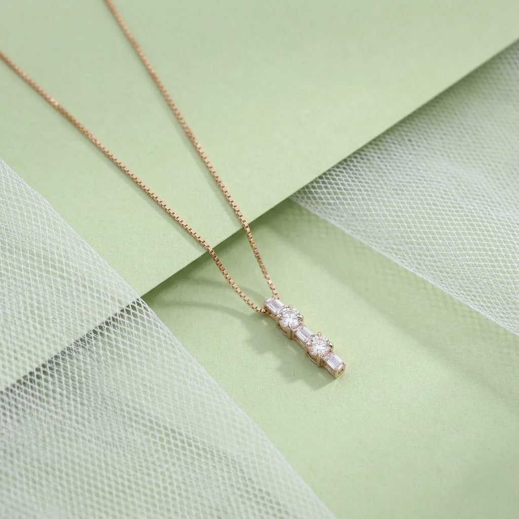 Elegant Lab-Grown Diamond Pendant Necklace in Gold – Ethical, Sustainable, and Timeless