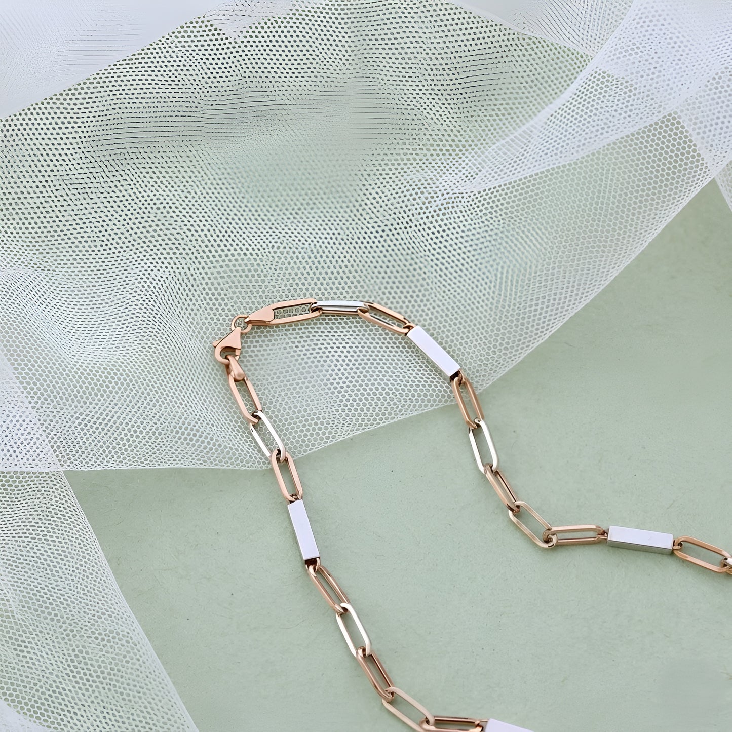 Luxari 18kt Rose Gold Chain with White Rhodium – Elegant & Modern Design