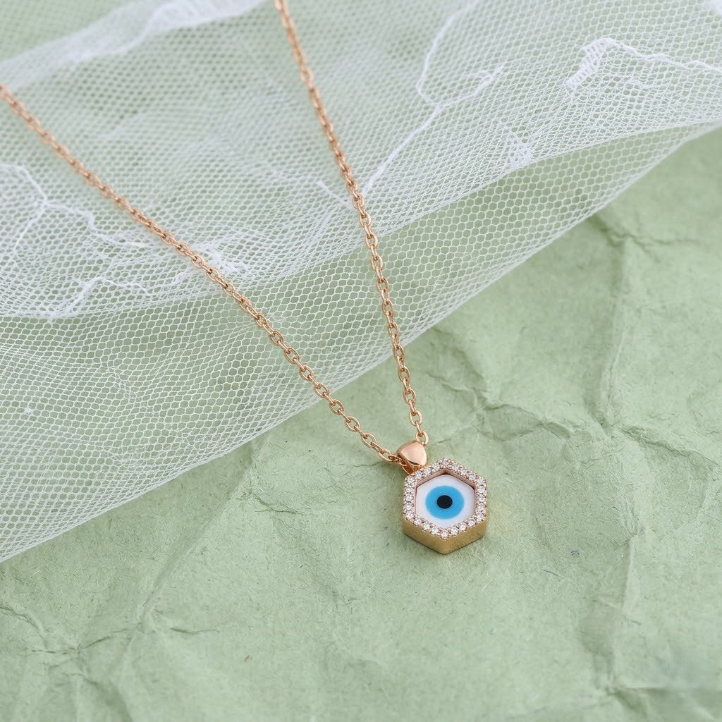 Exquisite Hexagonal Pendant Necklace with American Diamonds – A Timeless Piece by Nakrani Gold